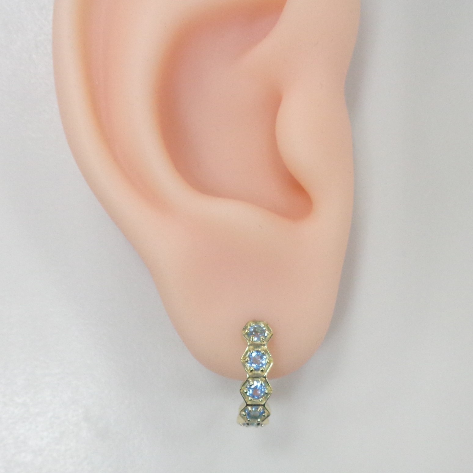 Серьги-конго из желтого золота с топазами